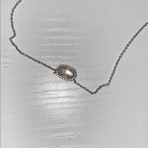 Kendra Scott necklace